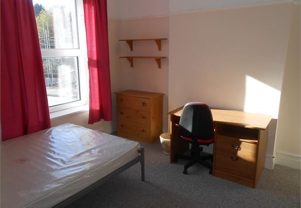Thumbnail Shared accommodation to rent in St Helens Avenue, Brynmill, Swansea