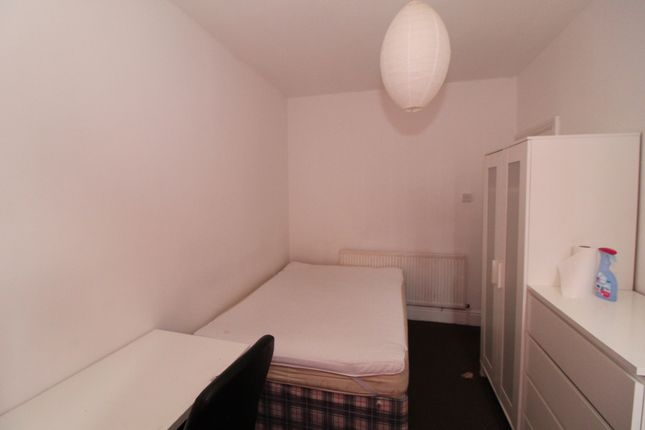 27, St. Georges Road, Coventry photo 5