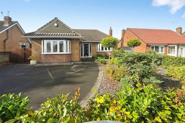 2-bed bungalow on 212, Park Road, Derbyshire, £275,000