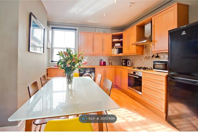 A Glenroy Street, Shepherds Bush, London photo 2