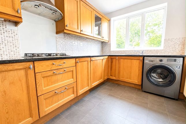 31, Beaufort Road, Greater Manchester photo 4