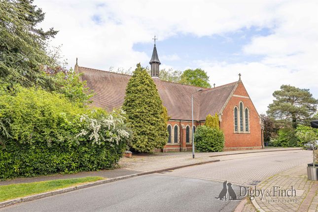 Studio house on The Chapel, Westminster Drive, Radcliffe on Trent, £550,000