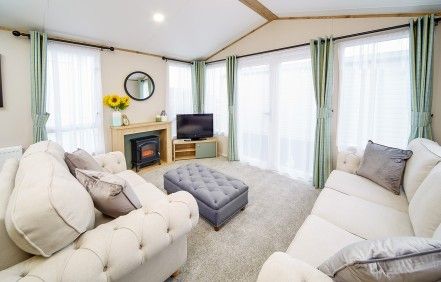 Mobile/park home for sale in Christchurch Road, Barton On Sea, New Milton, Hampshire