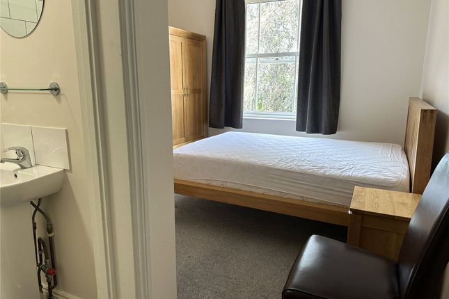 Room 12,, 44 & 46 Wembdon Rise, Bridgwater photo 5