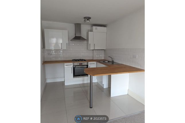Thumbnail Flat to rent in Chapel Park Road, St. Leonards-On-Sea