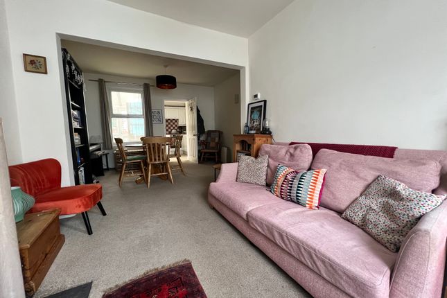 154, Longstone Road, Eastbourne photo 3
