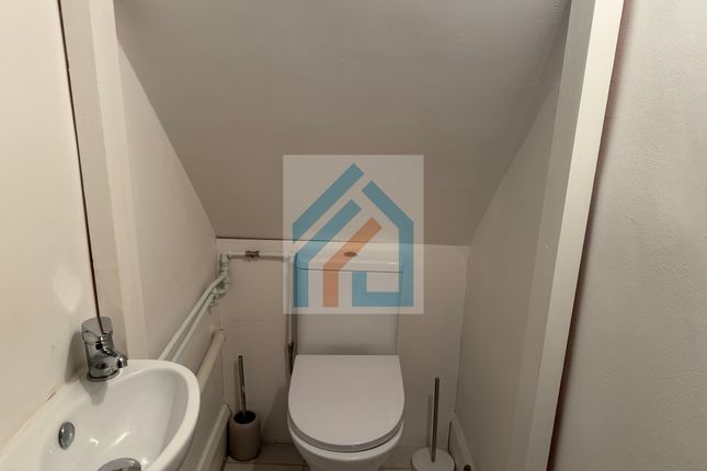 Room 2, Bournemouth photo 4