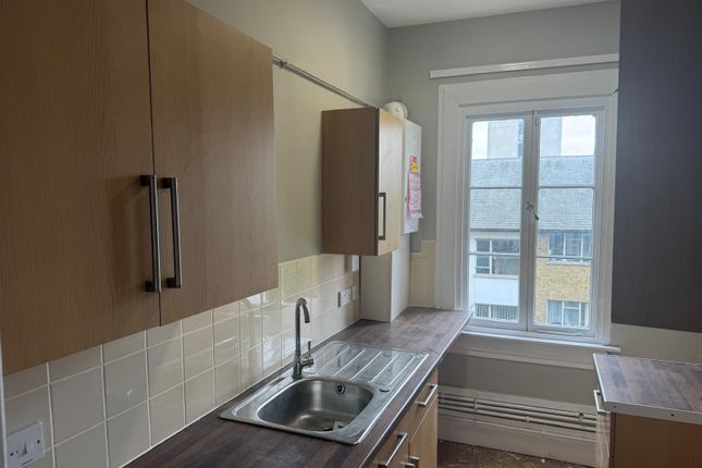7c, Victorian Grove, London photo 4