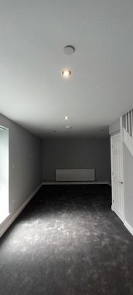 3A, Whewell Street, Batley photo 5
