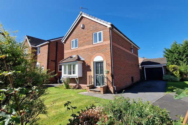 Link-detached house for sale in Chudleigh Close, Altrincham WA14