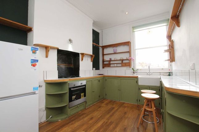 First Floor Flat, 871, Harrow Road, London photo 2