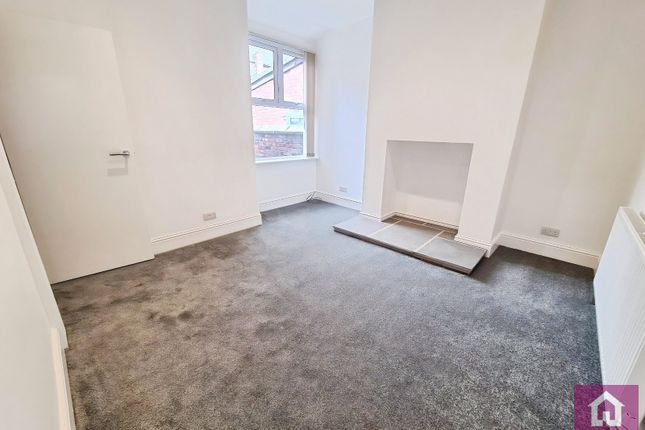 493, Claremont Road, Greater Manchester photo 3