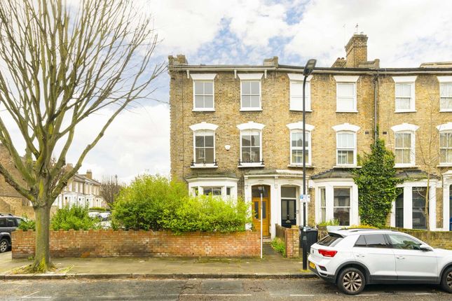 Thumbnail Property for sale in Groombridge Road, London