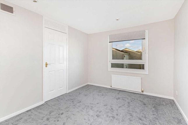 End terrace house for sale in Sandpiper Drive, Greenhills, East Kilbride