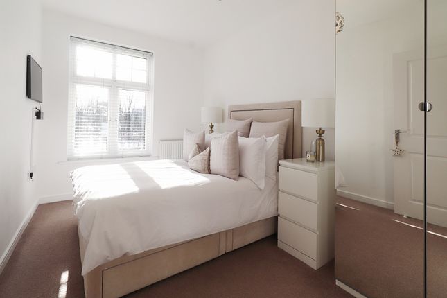 Flat for sale in Jefferson Place, Bromley