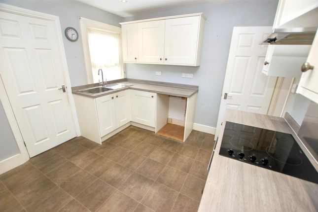 2, Nelson Avenue, Tonbridge photo 4