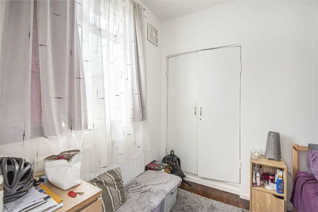 Flat for sale in Melbourne Grove, East Dulwich