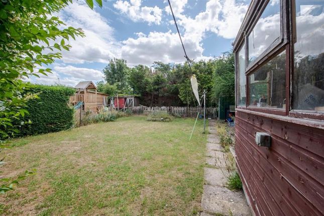 Jubilee Street, Wellingborough photo 3
