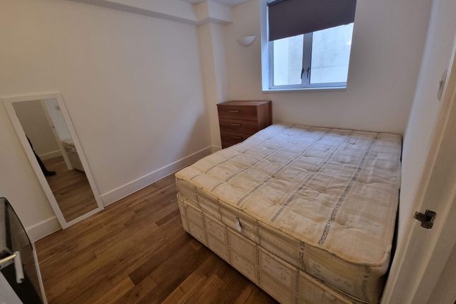 1, 7, Seal Street, London photo 3