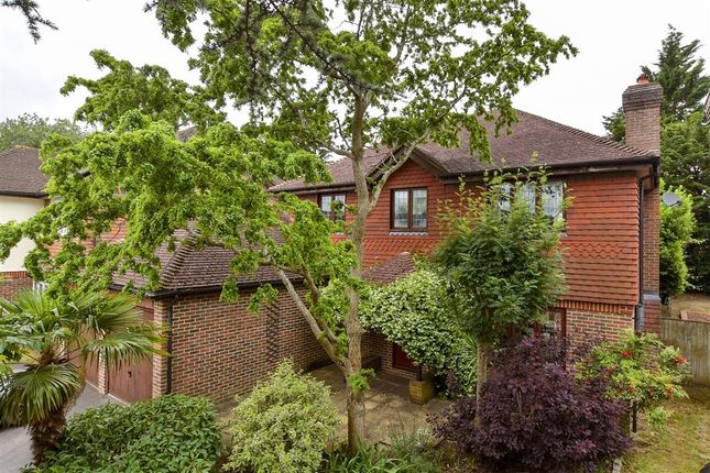 Thumbnail Detached house for sale in Weaver Close, Croydon, Surrey