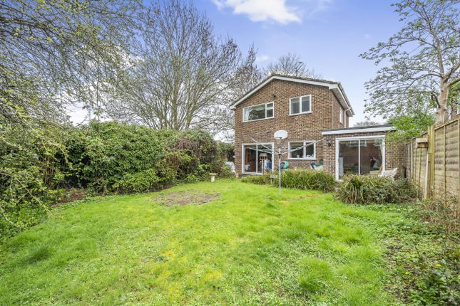 Link-detached house for sale in Mays Road, Wokingham, Berkshire