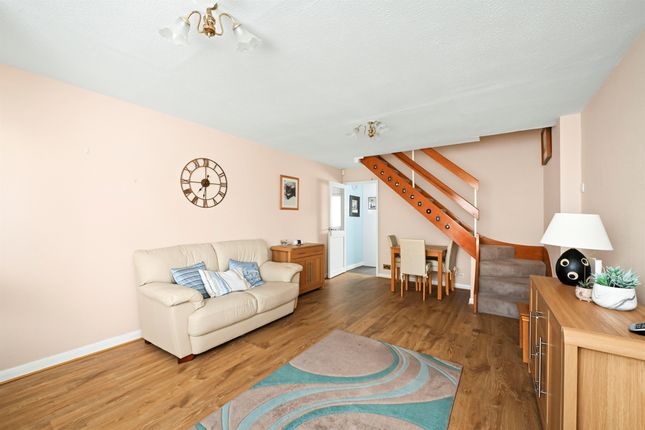 3, Rothschild Avenue, AYLESBURY photo 2