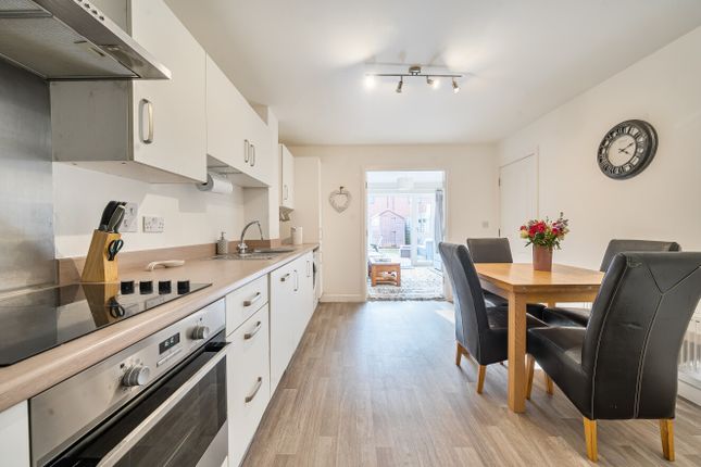 Thirty Five, Pinewood Way, Chichester photo 2