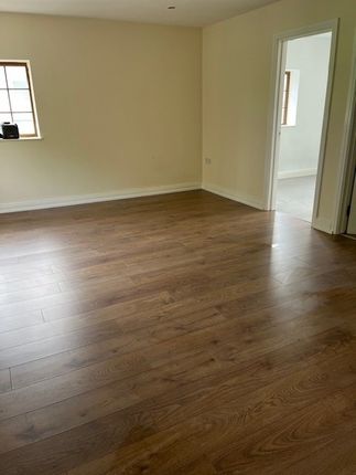 315, Saffron Lane, Leicester photo 5