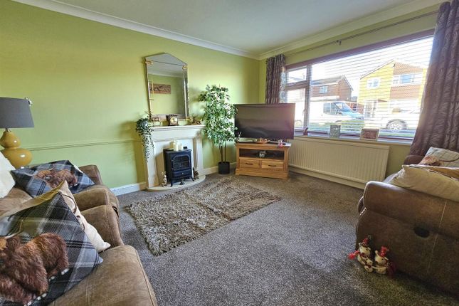 Semi-detached house for sale in Lambourne Avenue, Huntley, Gloucester