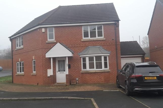 Thumbnail Detached house to rent in Digpal Road, Churwell, Morley, Leeds