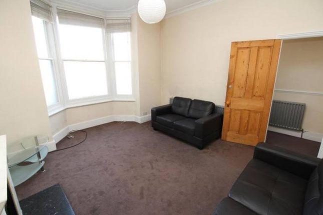 31 Sulina Road, Brixton photo 3