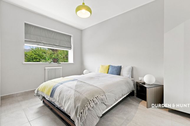 Apt 10 5, St. Hildas Mews, Westcliff-On-Sea, Westcliff-On-Sea photo 4