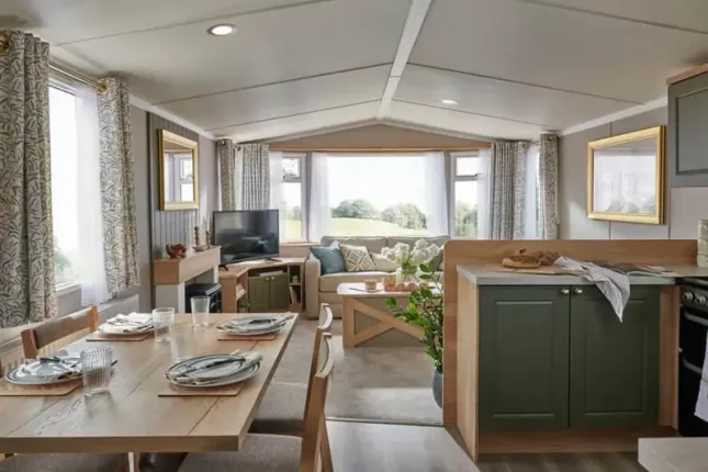 Provence Bay Rear To Front