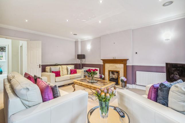 Detached house for sale in Cottage Close, Watford, Hertfordshire