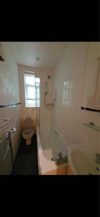 Flat 21, Devonshire House, London photo 5