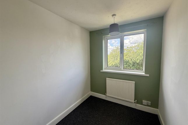 38, Tudor Falls, Heanor photo 5