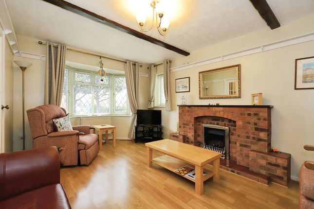 16, Campion Drive, Wolverhampton photo 2