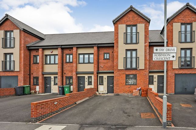 4 bed town house for sale in Fay Drive, Loughborough LE11