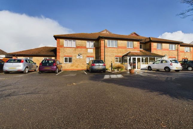 Thumbnail Flat for sale in Amberley Court, Freshbrook Road, Lancing