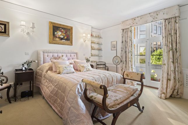 Flat 19, 75, Victoria Street, London photo 4