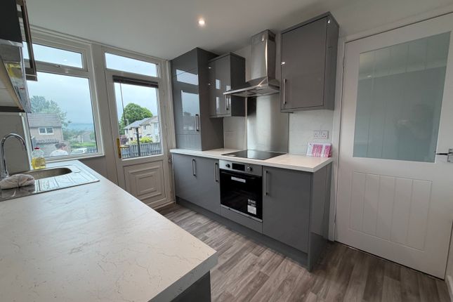 311, Glenrothes photo 5