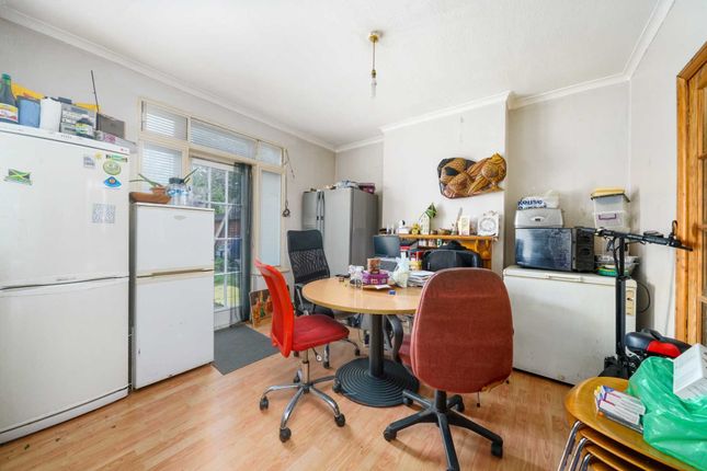 End terrace house for sale in Fulbourne Road, Walthamstow, London