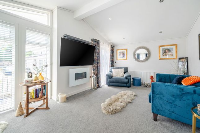 10 Willow Close, Dolbeare Court, Saltash photo 2