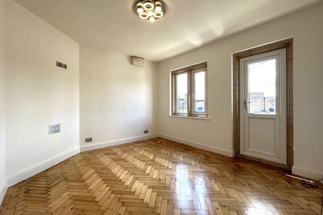Flat 5, 21, Kettlehouse Road, West Midlands photo 2