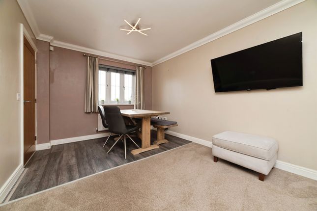 16, Rose Avenue, Hull photo 4