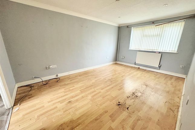 Flat for sale in Dalemeadow Road, Liverpool