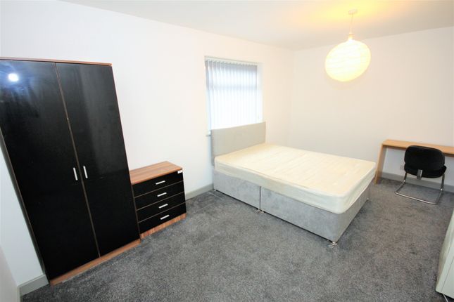 Terraced house to rent in Eldon Street, Preston, Lancashire