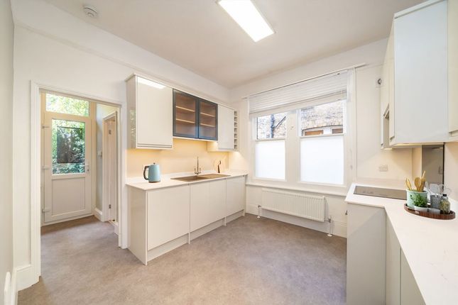 Hailsham Avenue, London photo 2