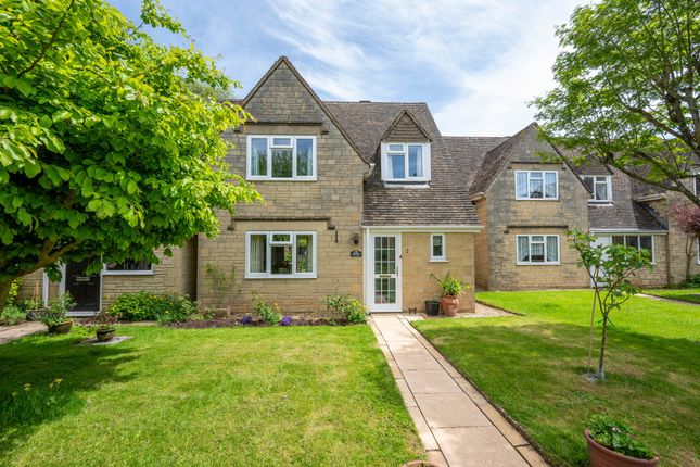Thumbnail Semi-detached house for sale in Stowe Green, Stow On The Wold