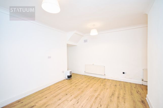 254, Chingford Mount Road, London photo 2